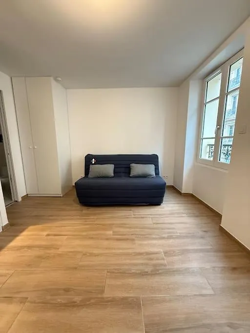 Apartment Studio In The 16Th Paris France