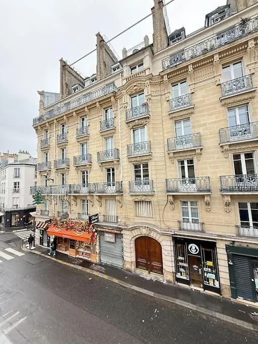 Studio In The 16Th Paris France